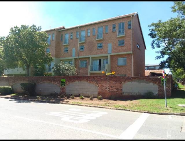 2 BEDROOM APARTMENT FOR SALE IN EDENDALE